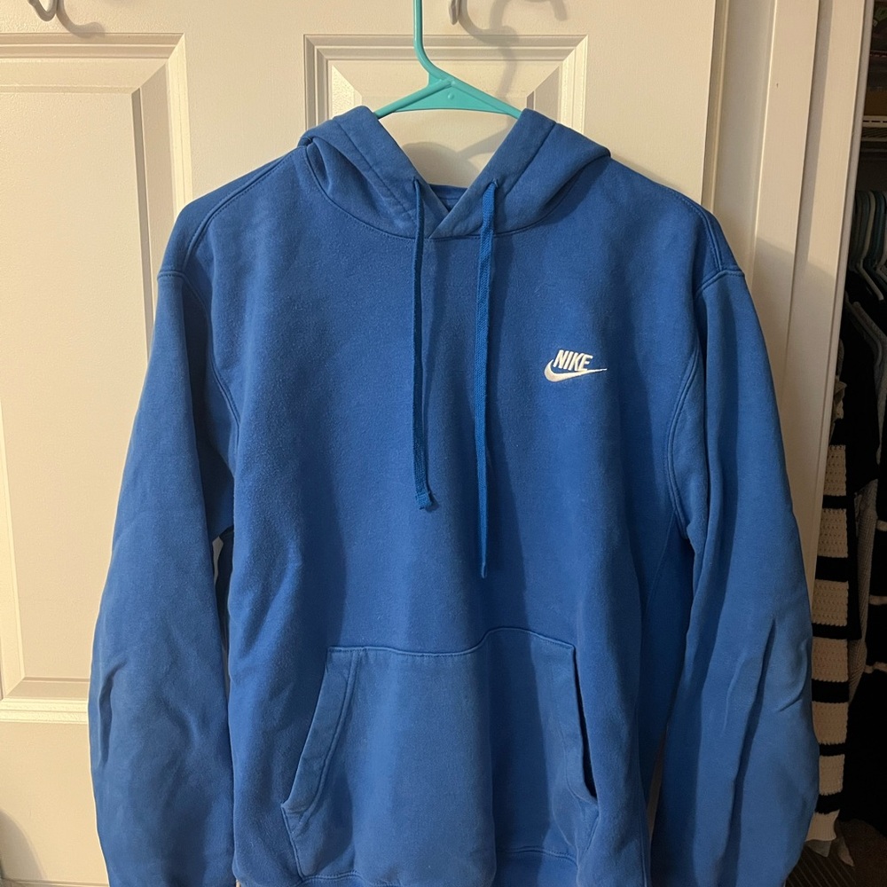 Nike Blue Sweatshirt Classic Pullover Design